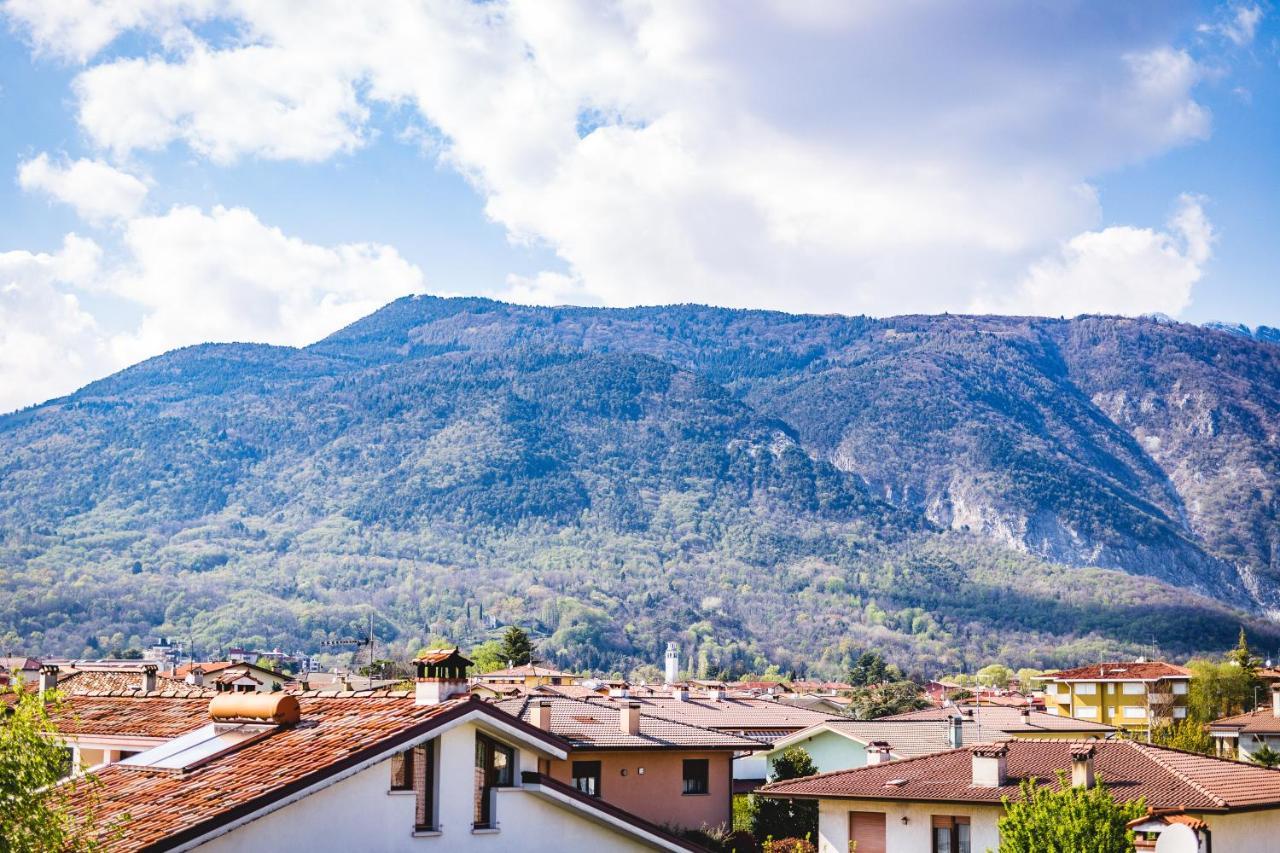 Appartamento Borgo Peschiere Maniago Ngoại thất bức ảnh